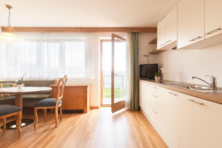 Апартаменти Wargerhof - Urlaub Auf Dem Bauernhof Мельтіна Екстер'єр фото